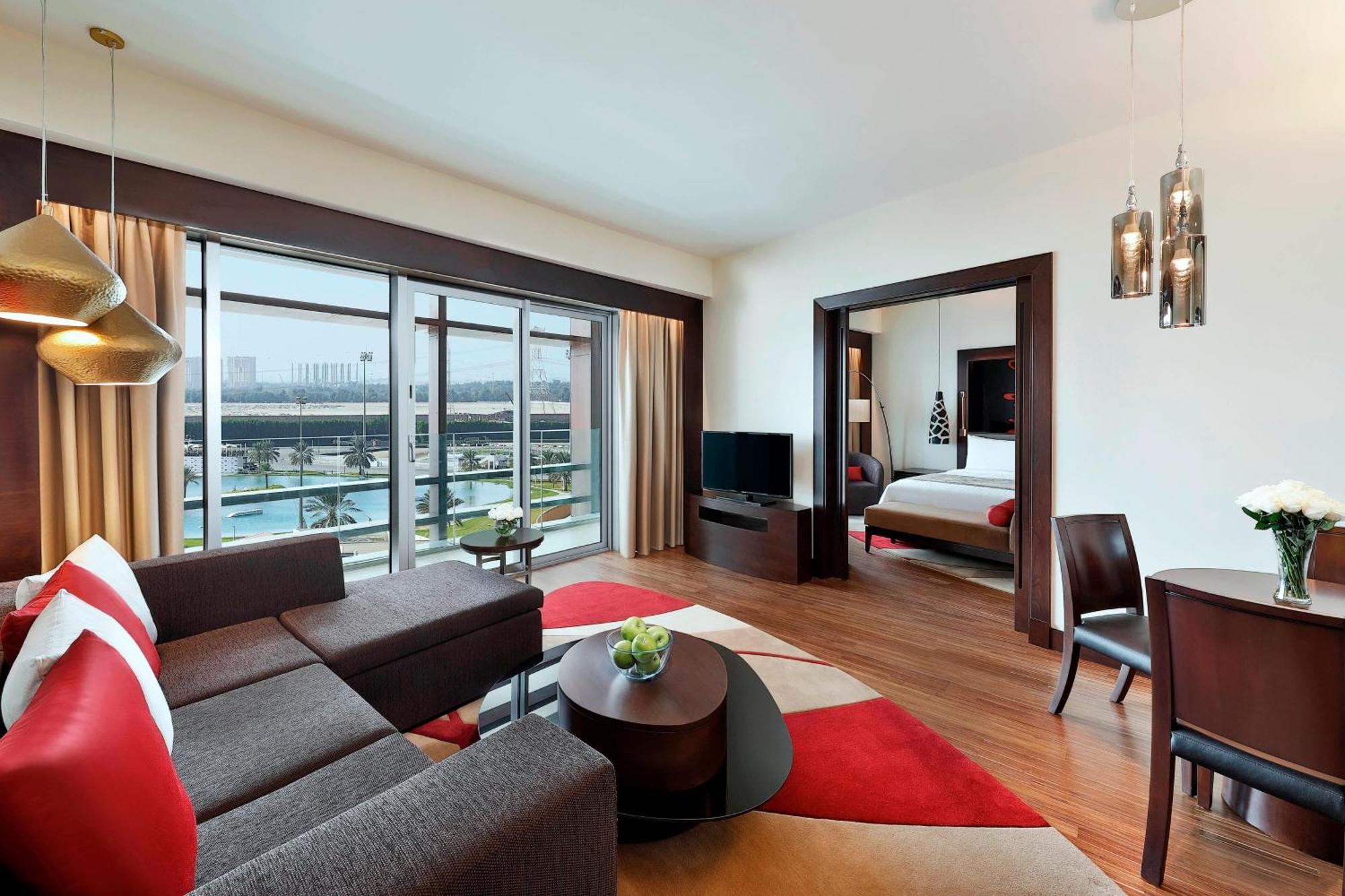 Marriott Hotel Al Forsan, Abu Dhabi Exterior foto Suite